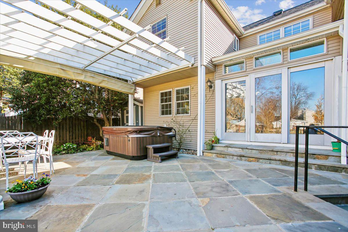 BRADDOCK HEIGHTS - Residential