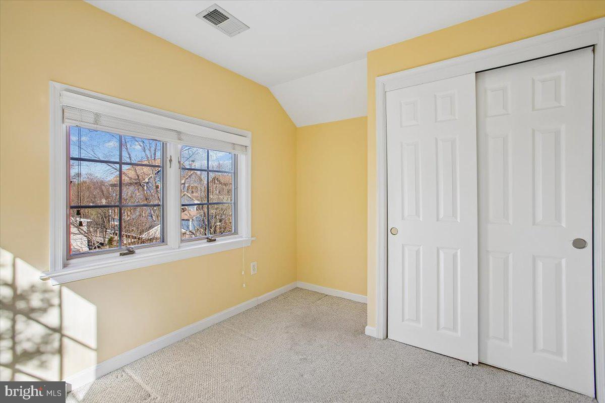 BRADDOCK HEIGHTS - Residential