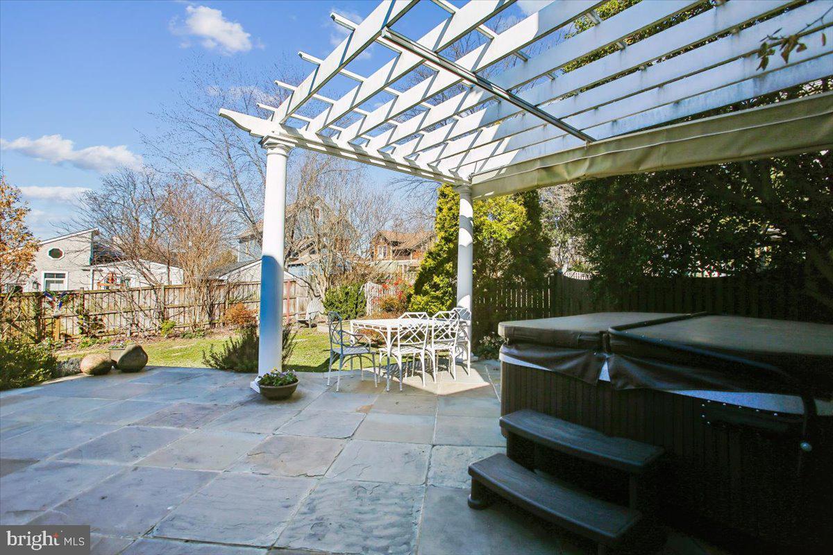 BRADDOCK HEIGHTS - Residential