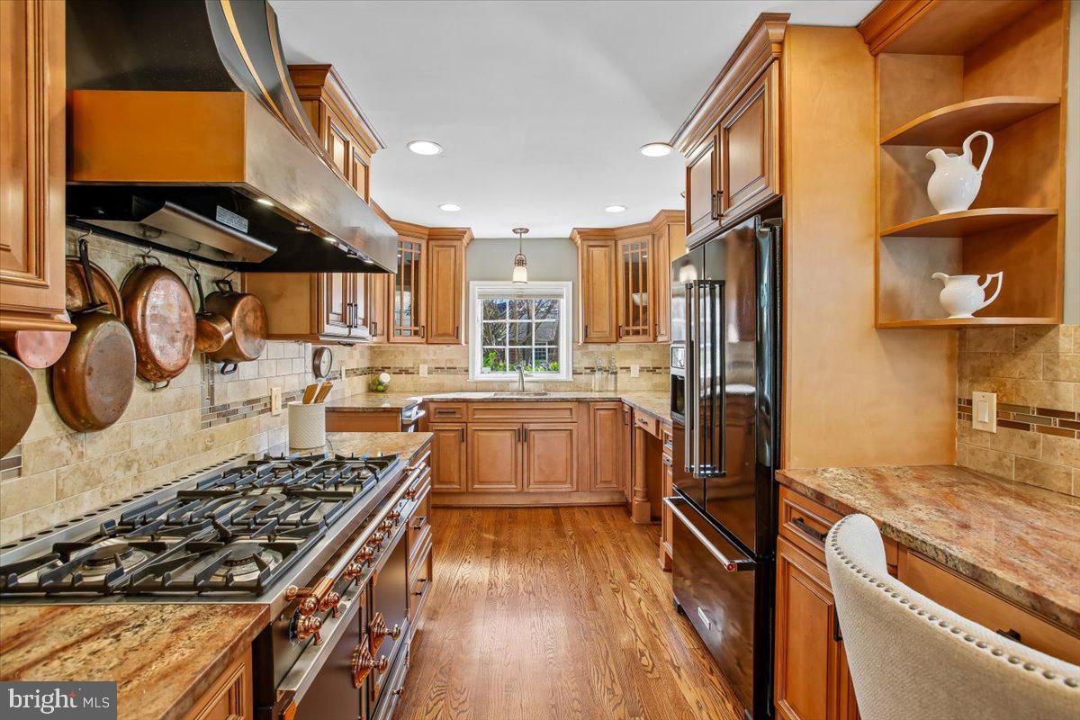 BRADDOCK HEIGHTS - Residential