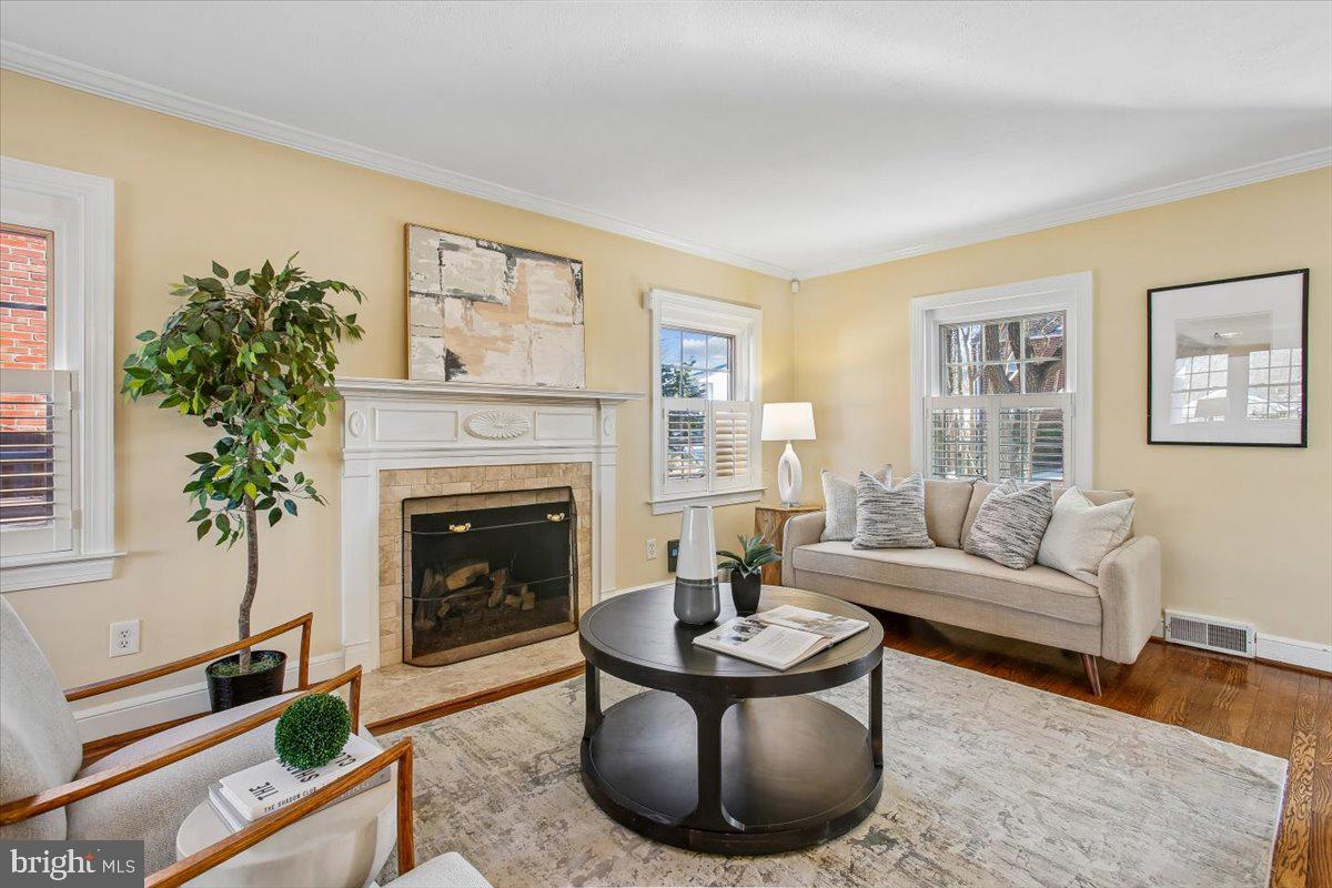 BRADDOCK HEIGHTS - Residential