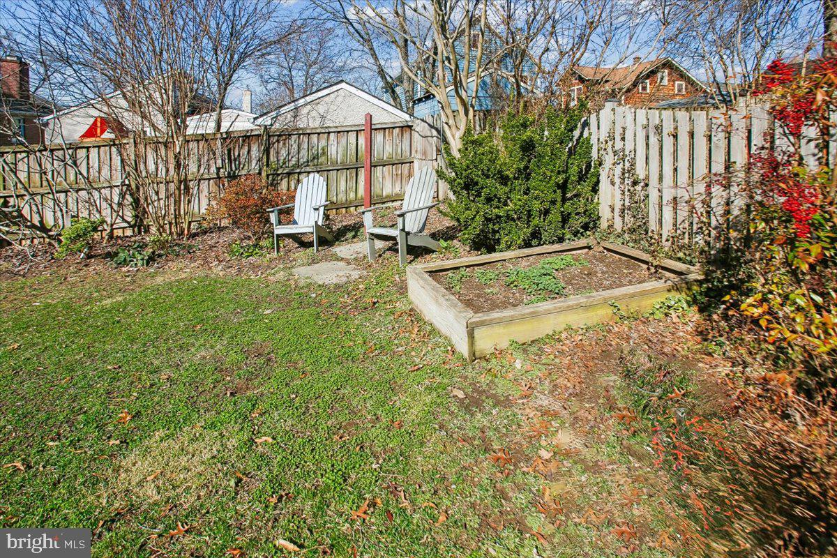 BRADDOCK HEIGHTS - Residential