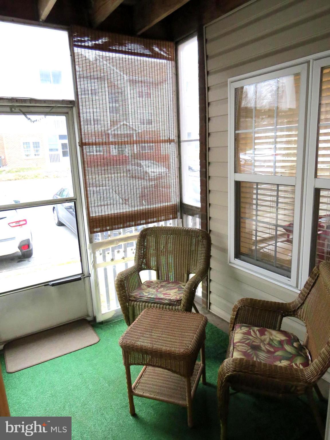 CROMWELL FOUNTAIN - Residential