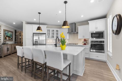 Condo For Sale - 190 Harrier Way #21<br/> Chesterfield, MD 21619