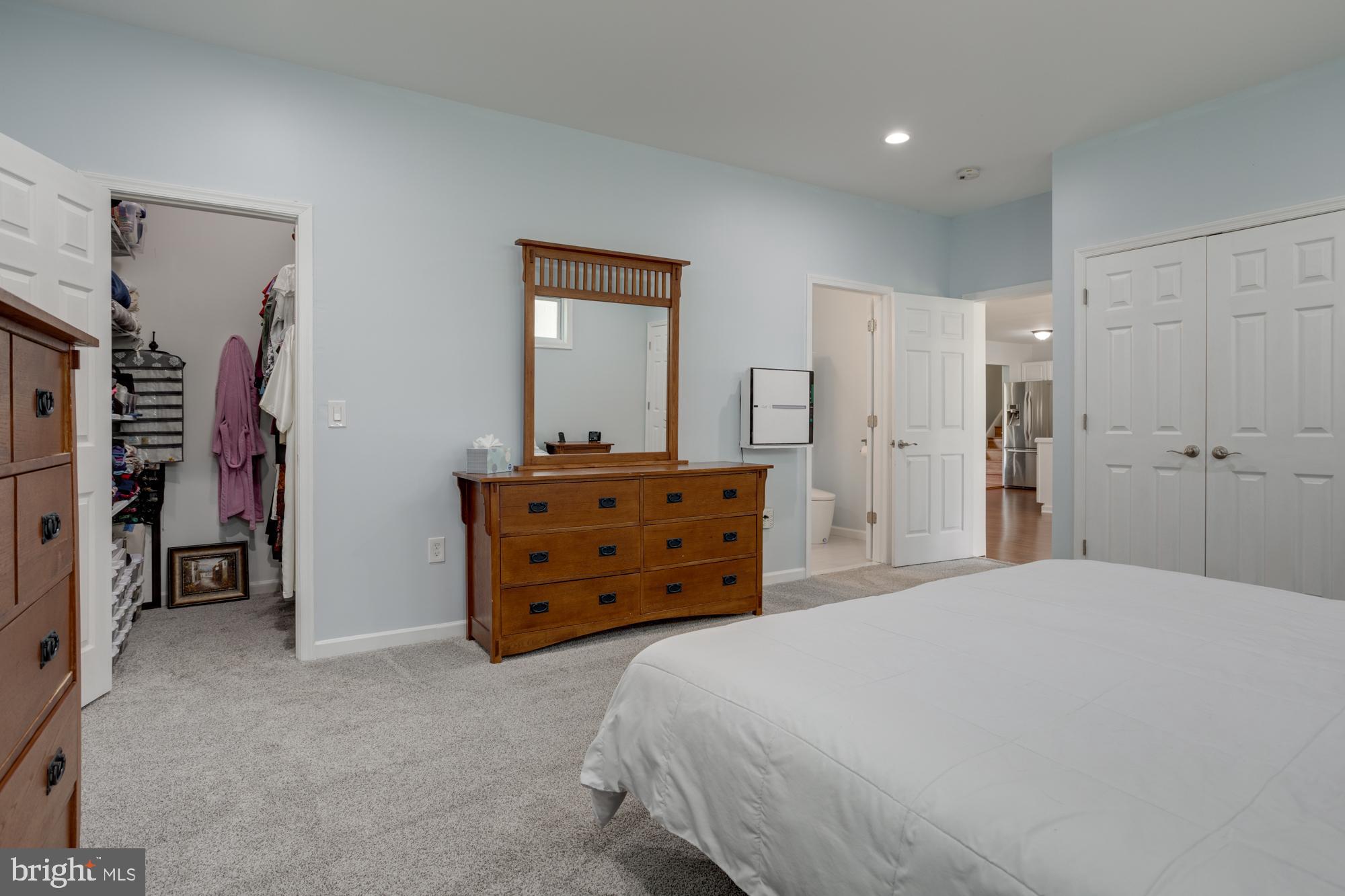 OLD CREEK ESTATES - Residential