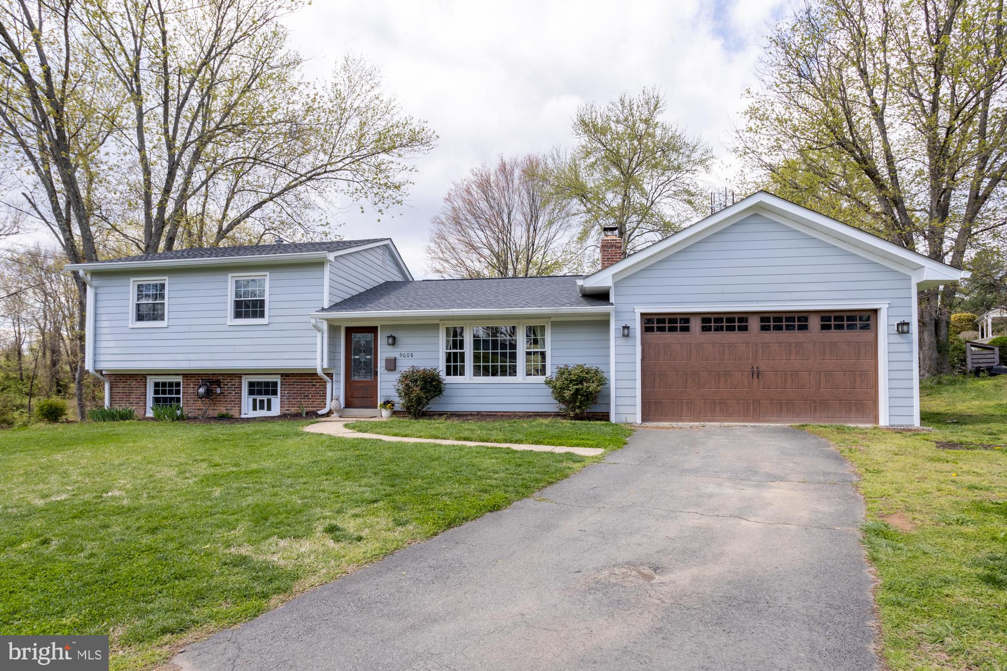 OLD CREEK ESTATES - Residential