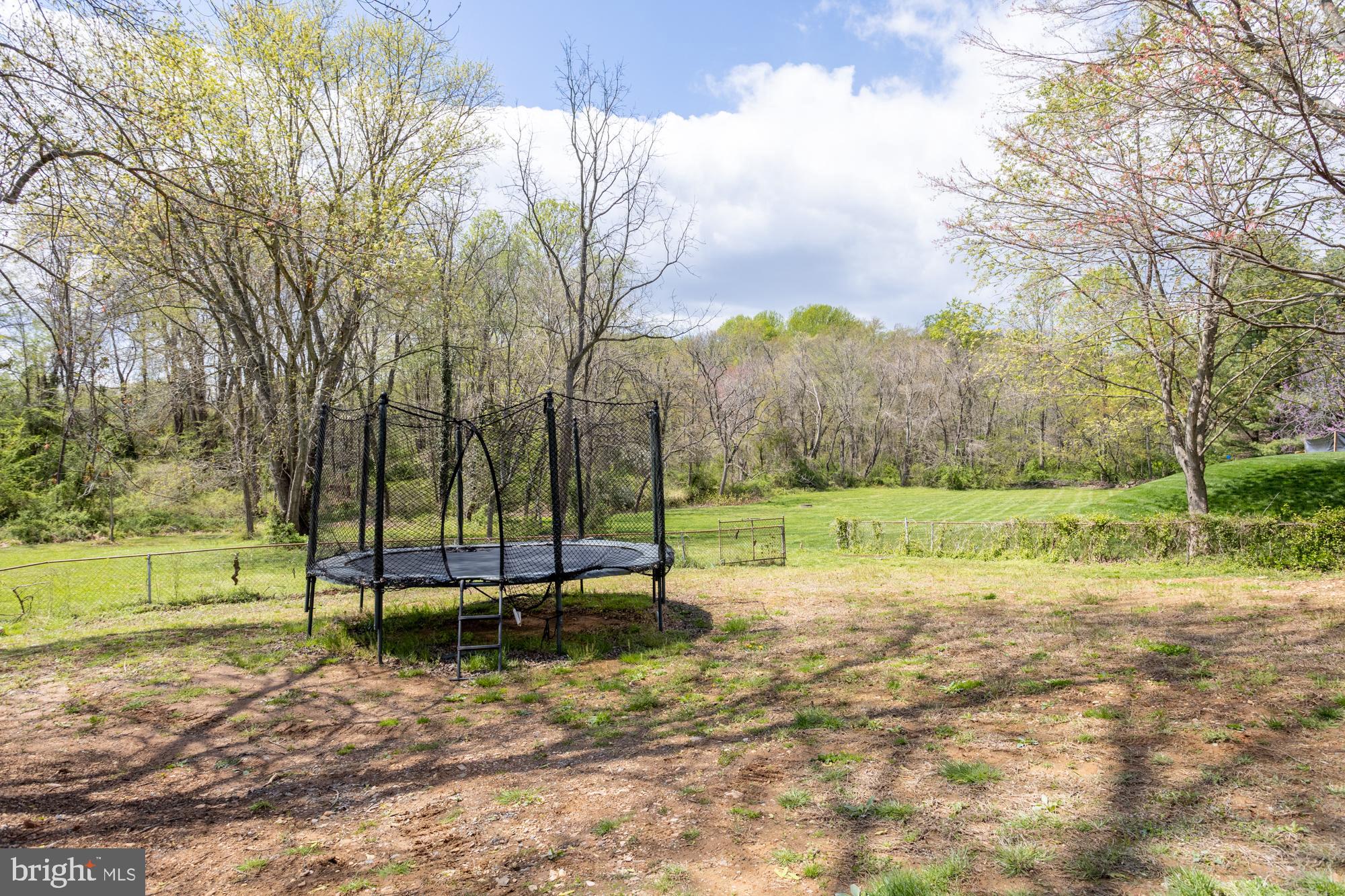 OLD CREEK ESTATES - Residential