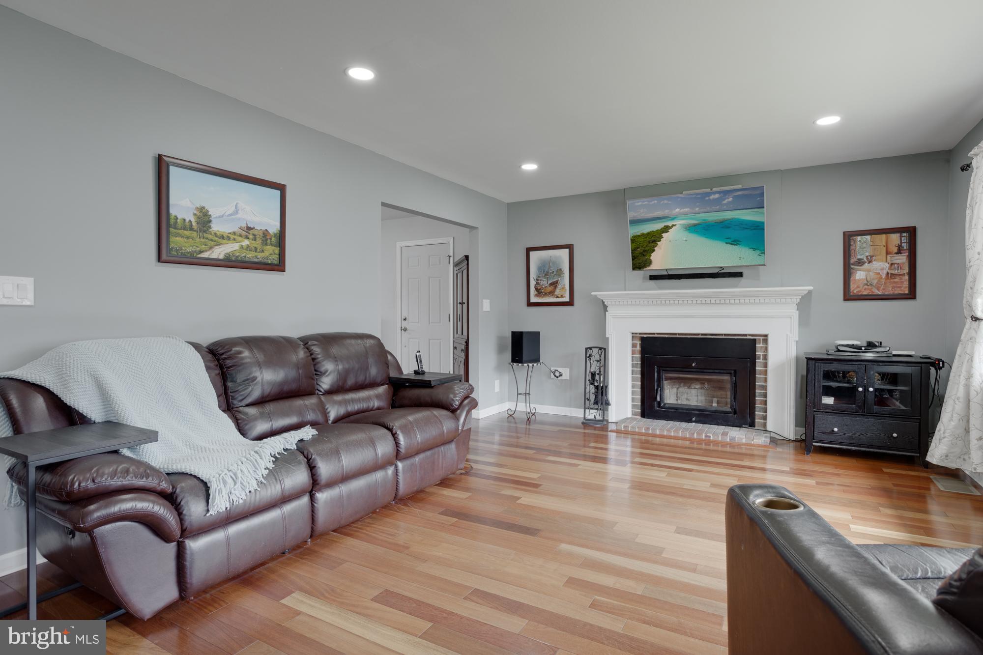 OLD CREEK ESTATES - Residential