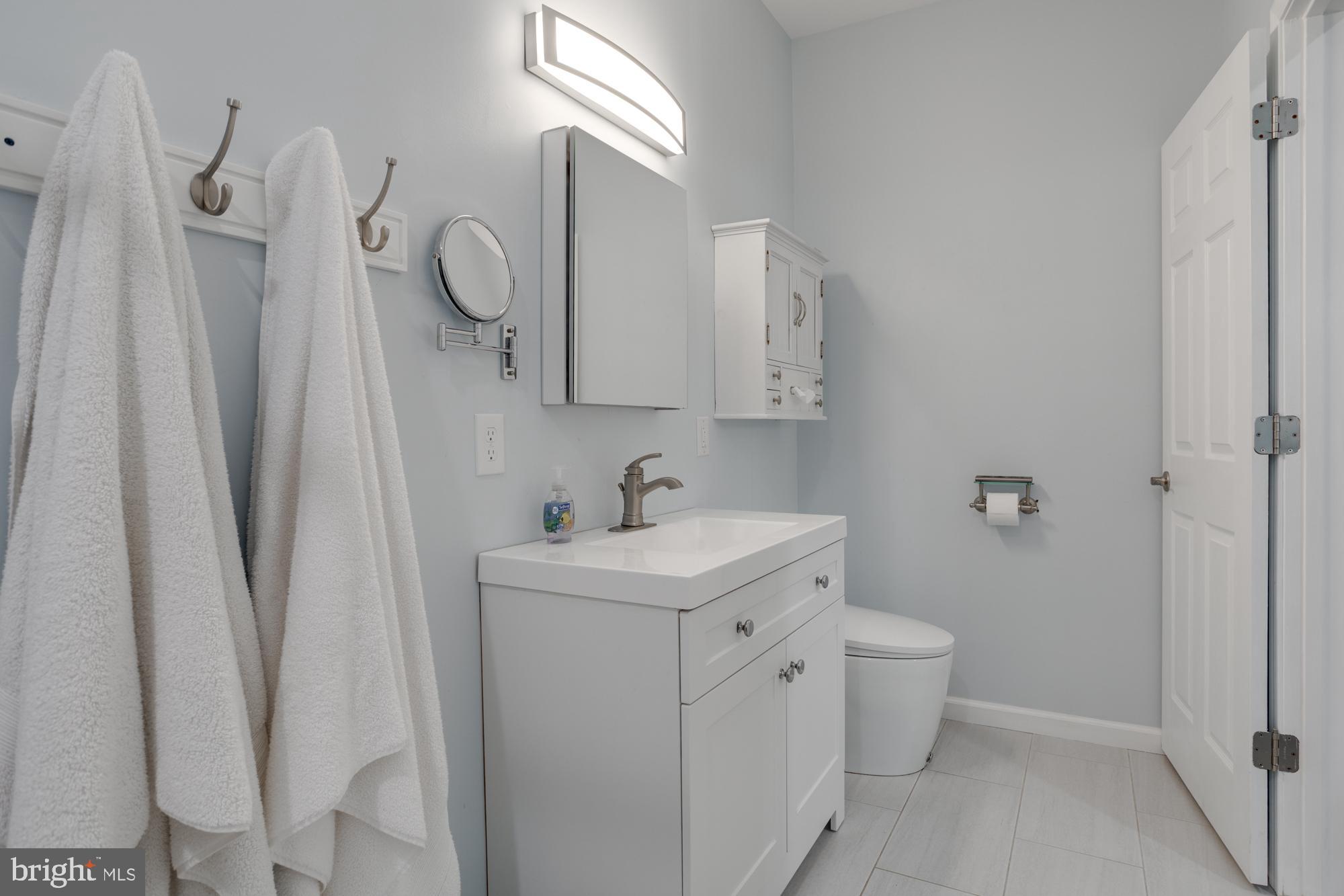 OLD CREEK ESTATES - Residential