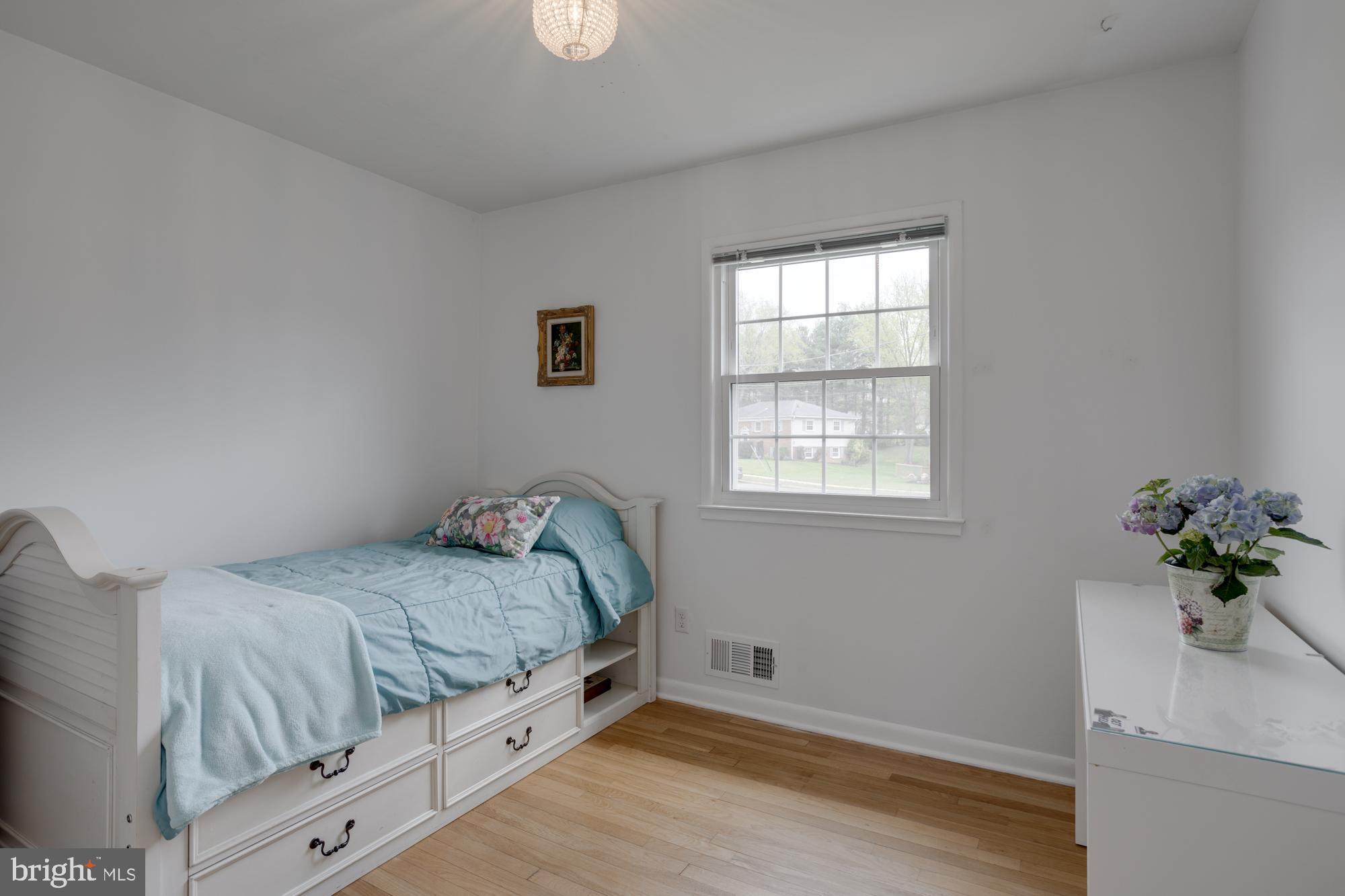 OLD CREEK ESTATES - Residential