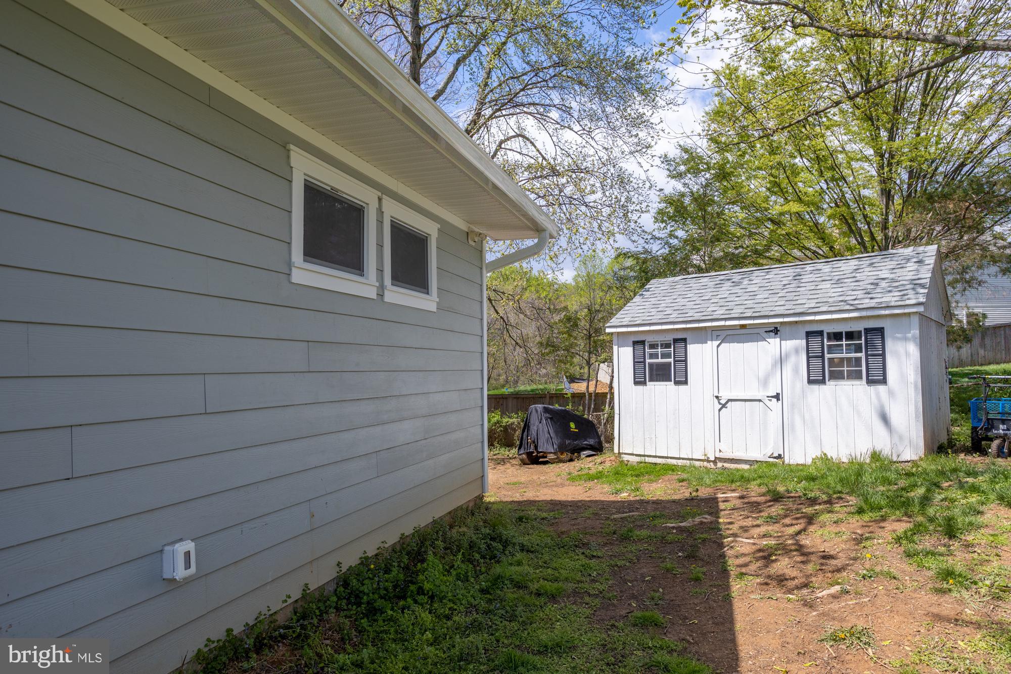 OLD CREEK ESTATES - Residential