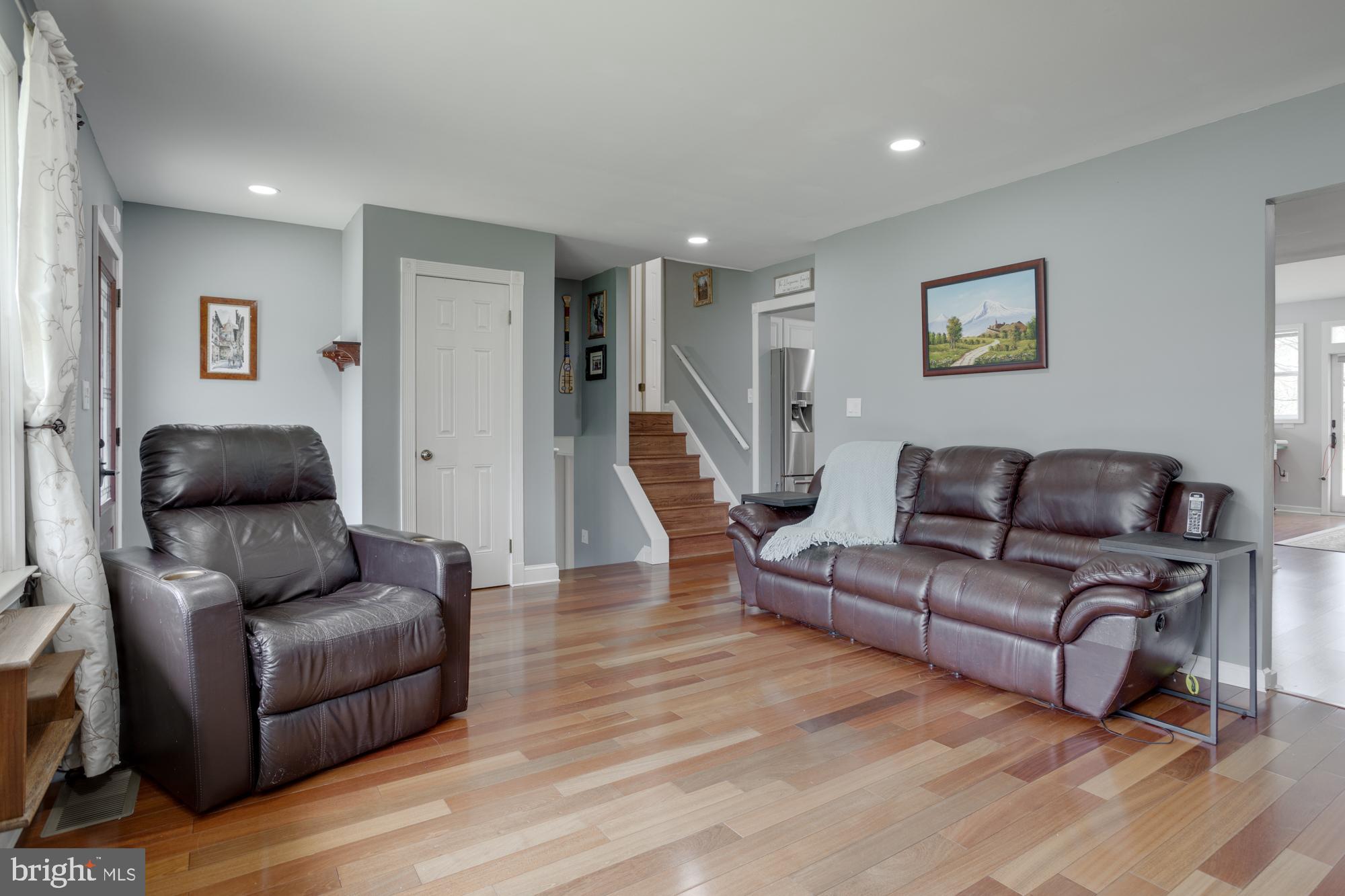 OLD CREEK ESTATES - Residential