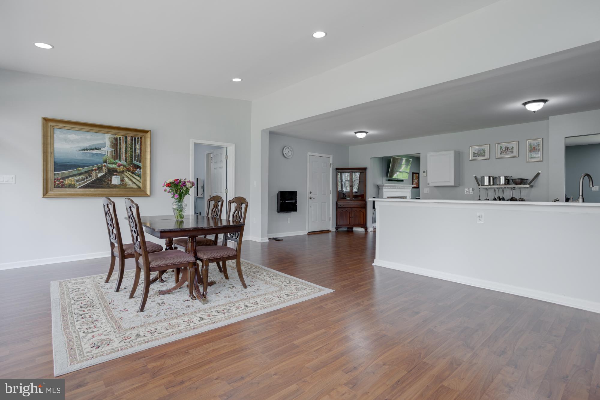 OLD CREEK ESTATES - Residential