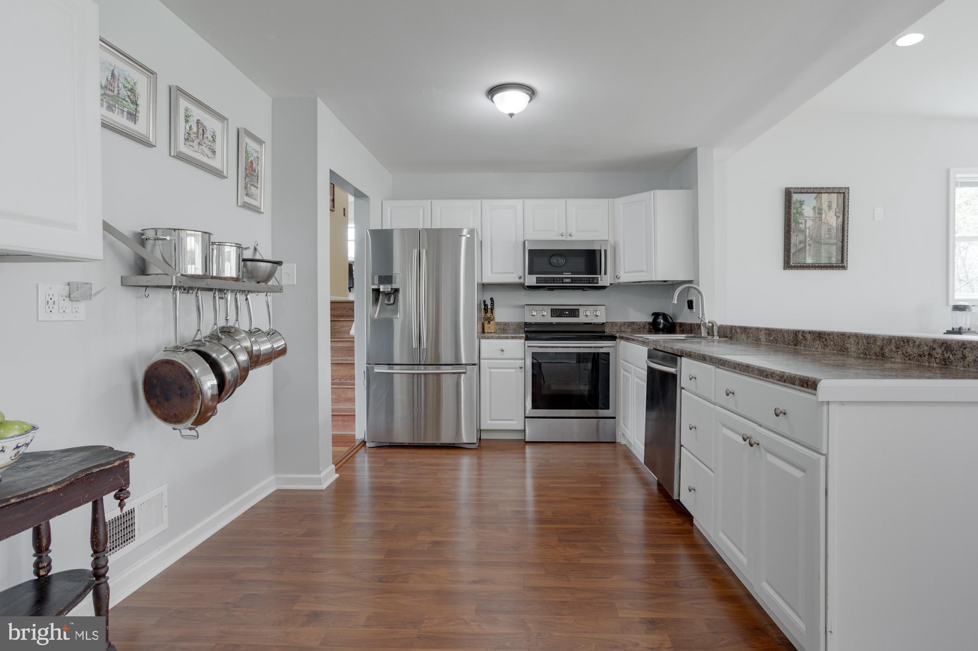 OLD CREEK ESTATES - Residential