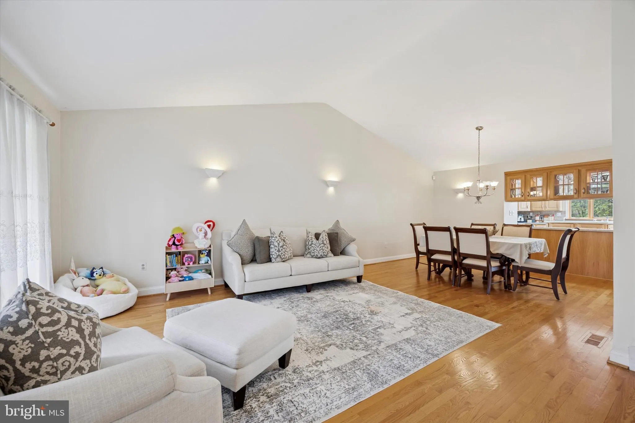 Ambler, Pennsylvania 19002, United States, 3 Bedrooms Bedrooms, ,3 BathroomsBathrooms,Residential,Active,115668