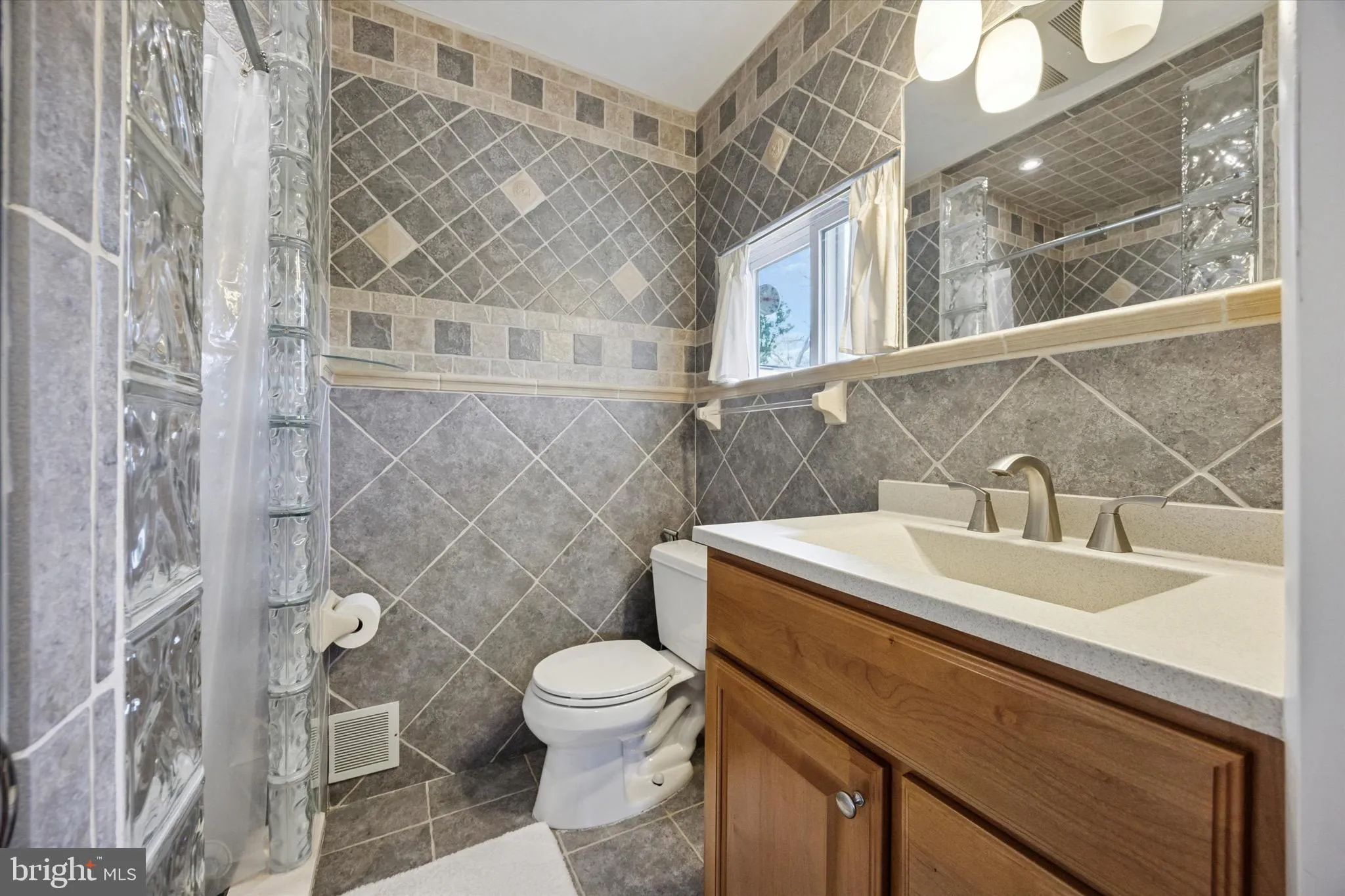 Ambler, Pennsylvania 19002, United States, 3 Bedrooms Bedrooms, ,3 BathroomsBathrooms,Residential,Active,115668