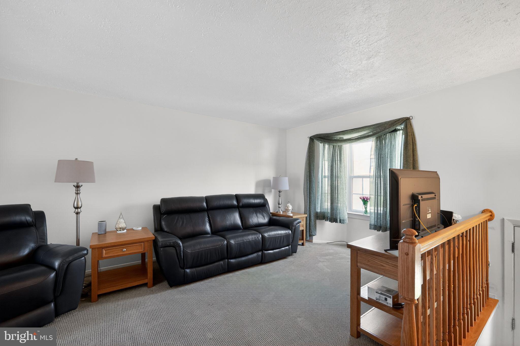 CARROLL CREST - Residential