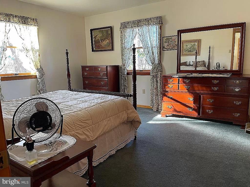 PEYTON PLACE - Residential