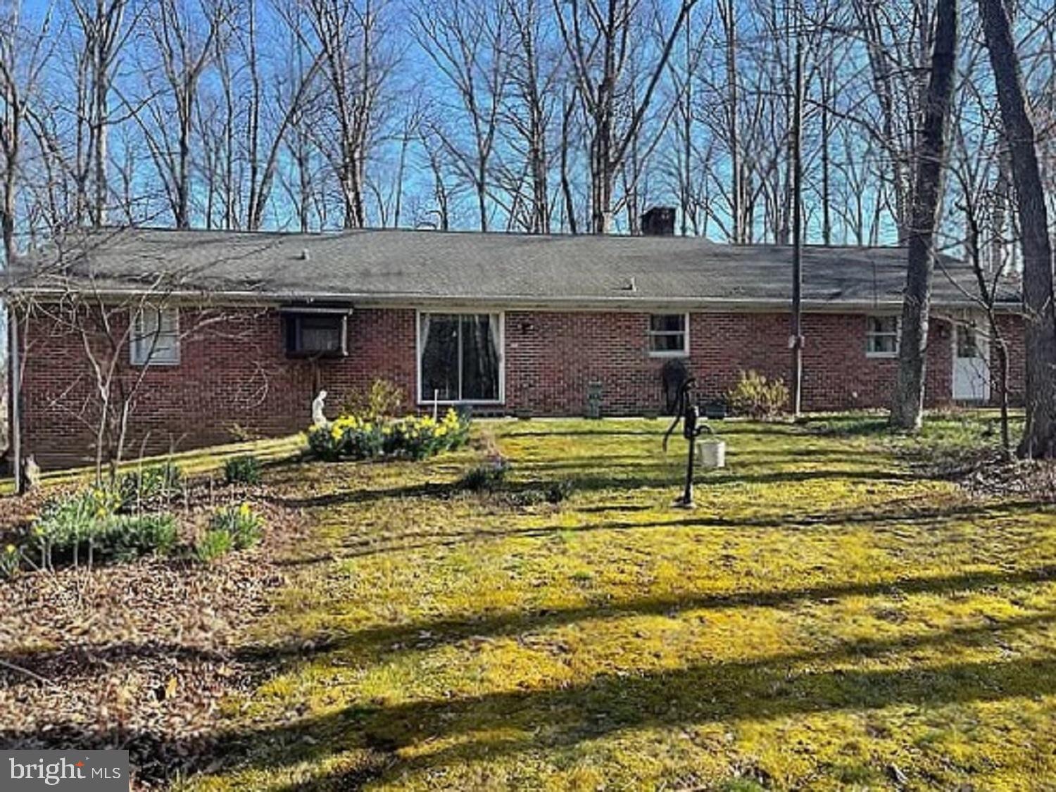 PEYTON PLACE - Residential