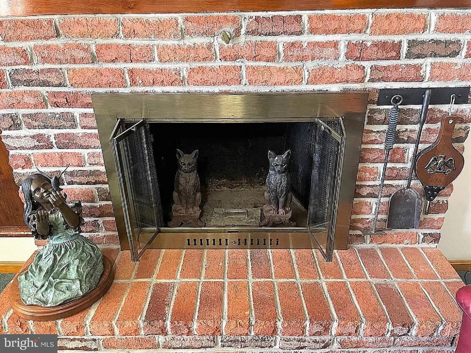 PEYTON PLACE - Residential