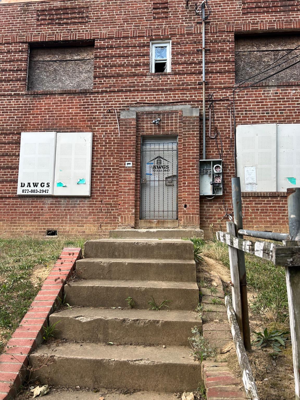 408 NEWCOMB STREET SE