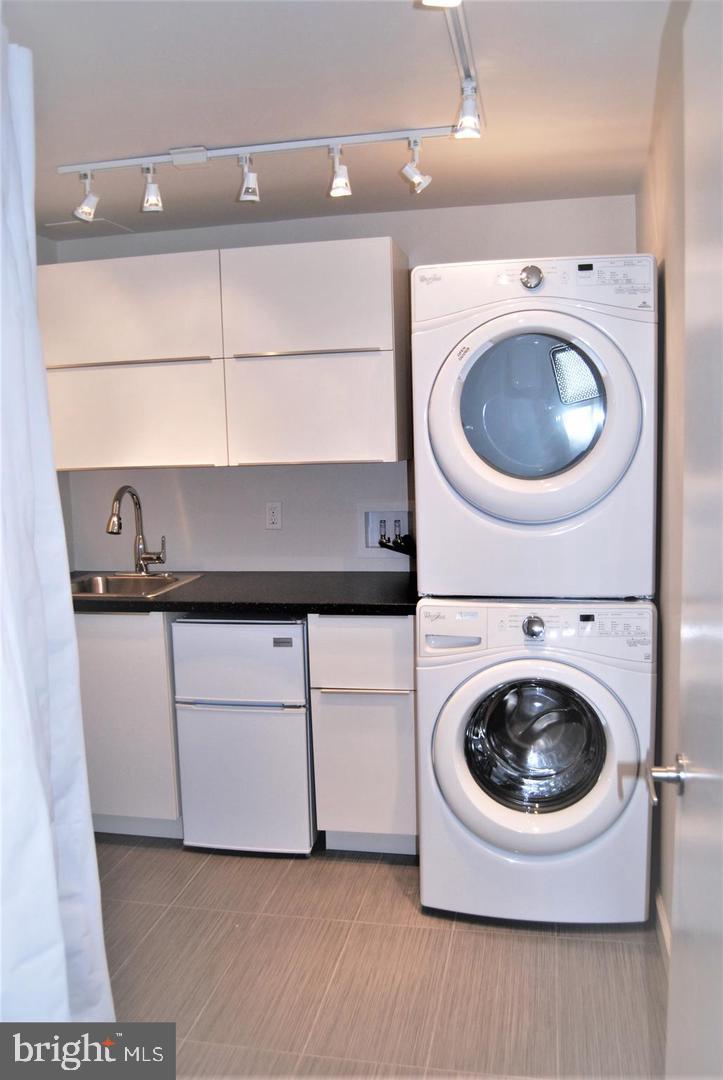 BETHESDA COURT - Residential Lease