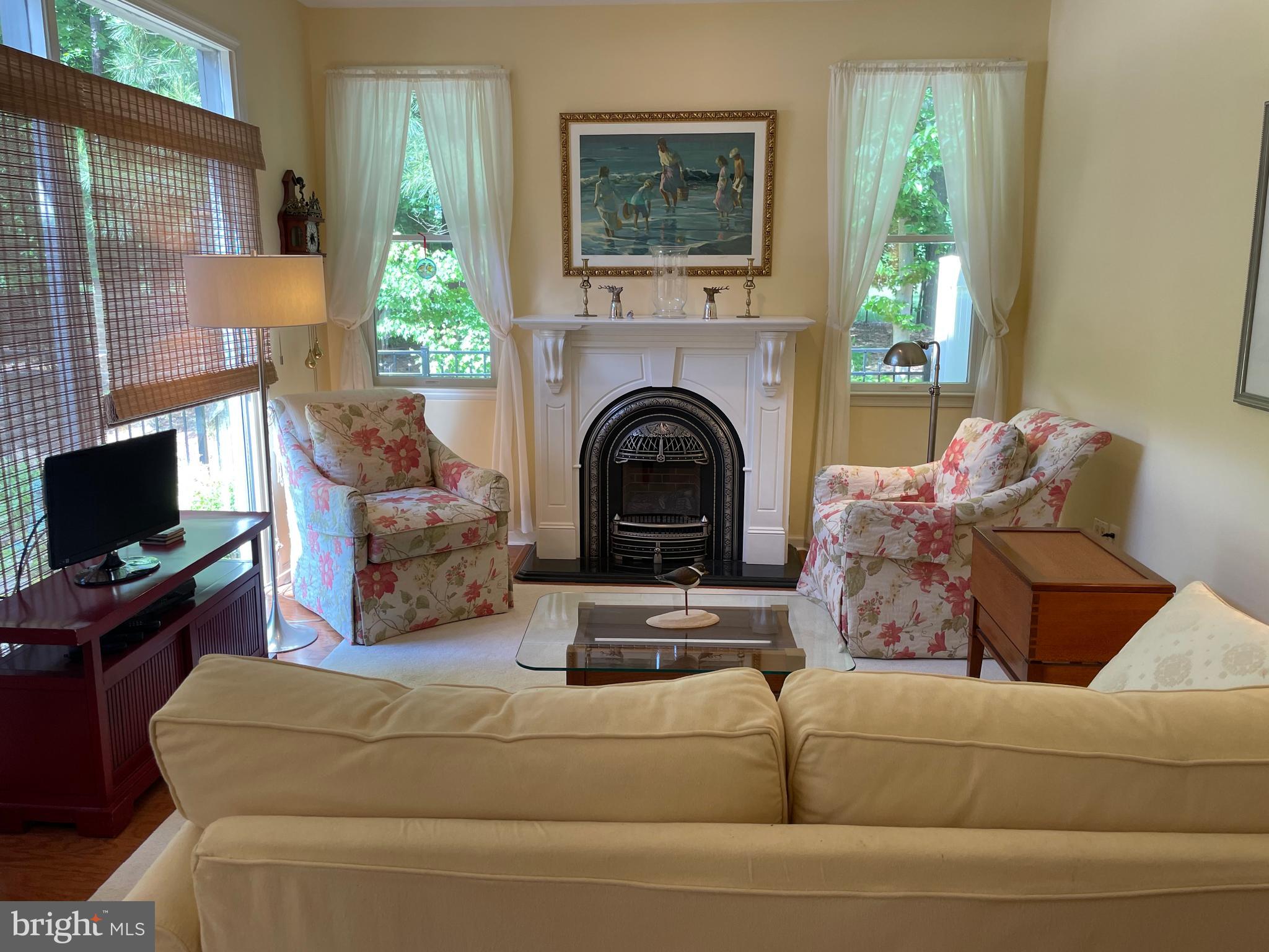 EASTON CLUB - Residential