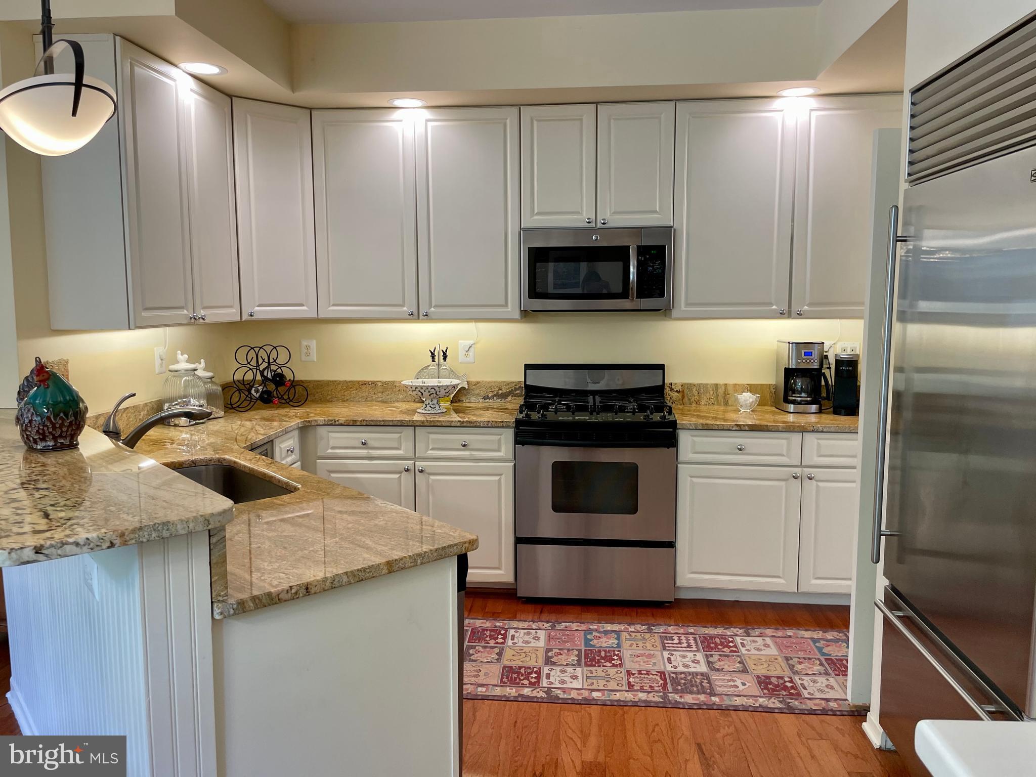 EASTON CLUB - Residential