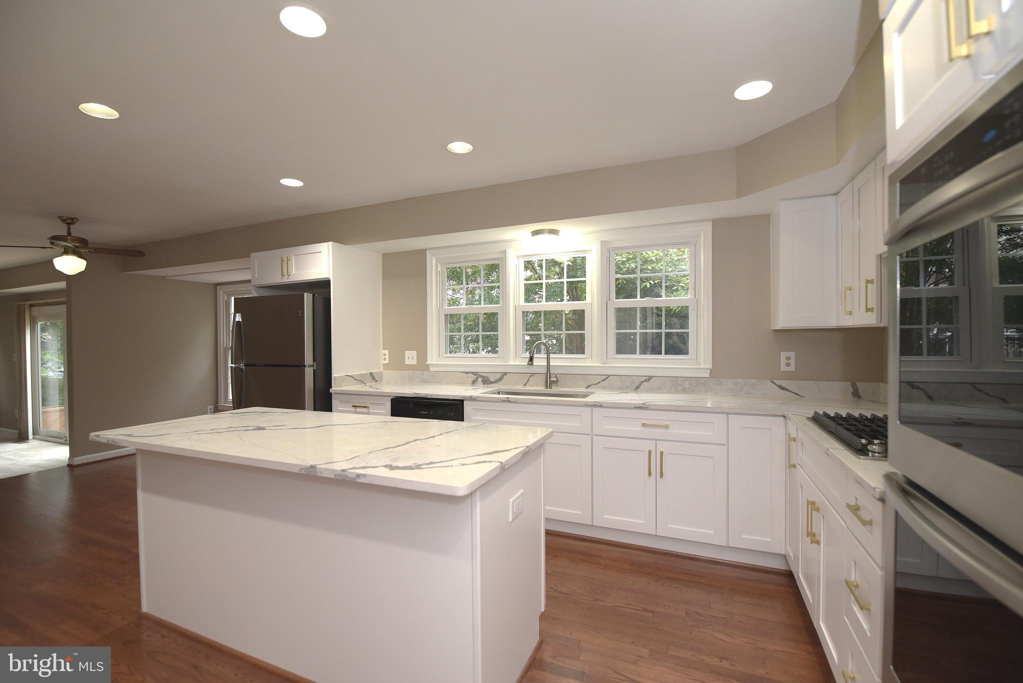 43493 GOLDEN MEADOW CIRCLE