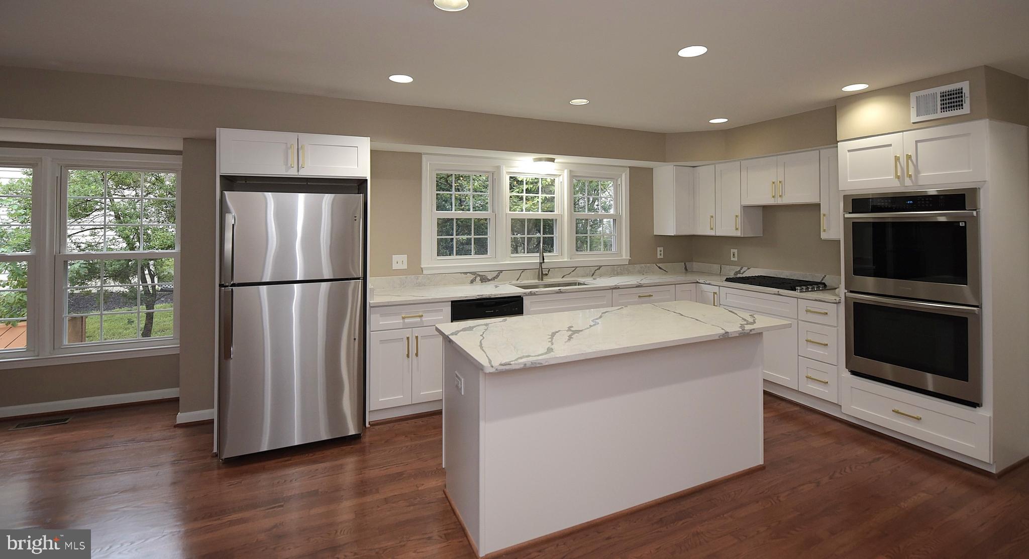 43493 GOLDEN MEADOW CIRCLE
