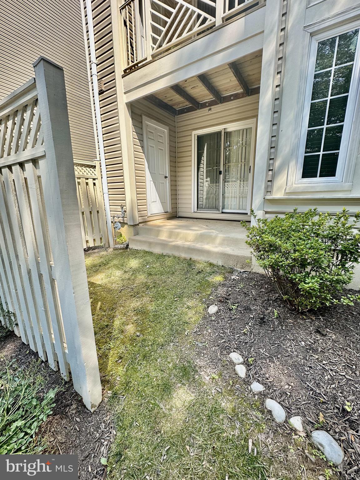 FAIRFIELD HOUSE - Residential Lease