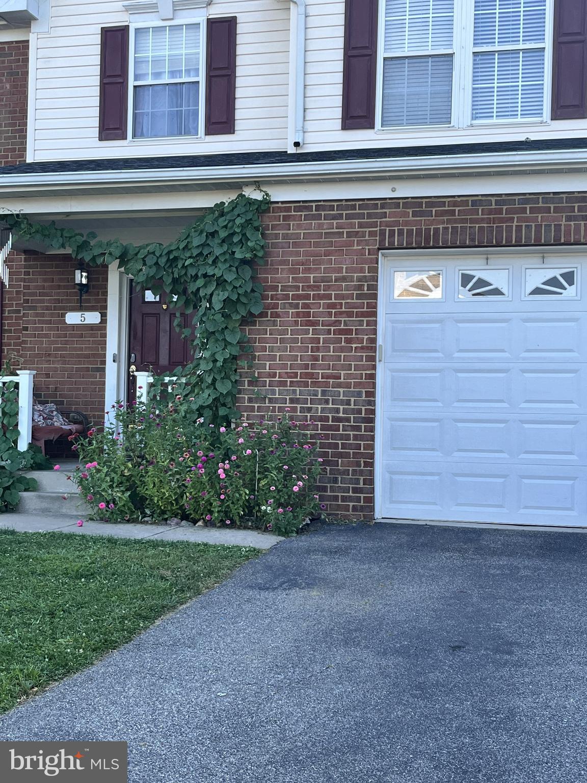 5 LISTER LANE