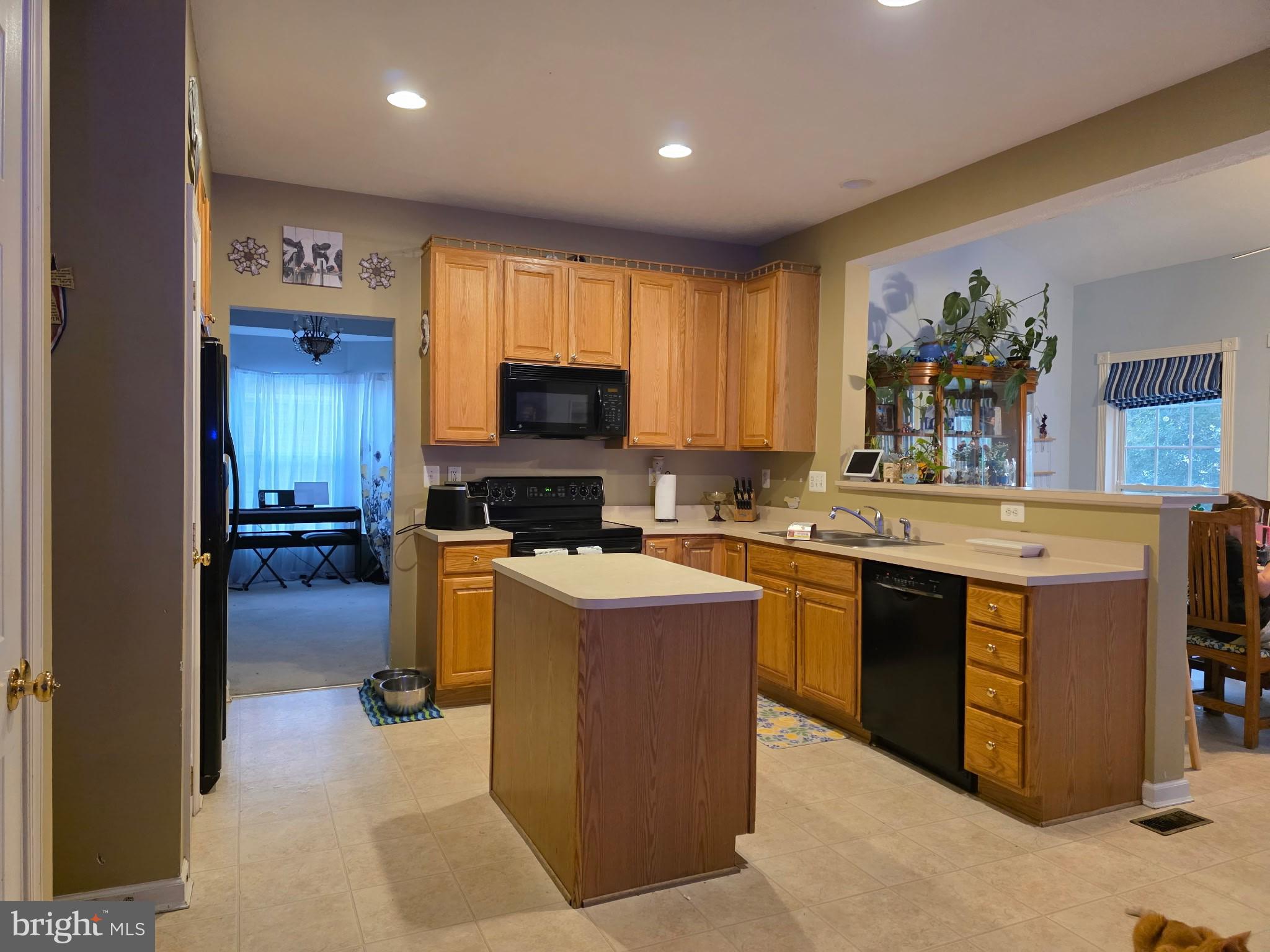 5 LISTER LANE