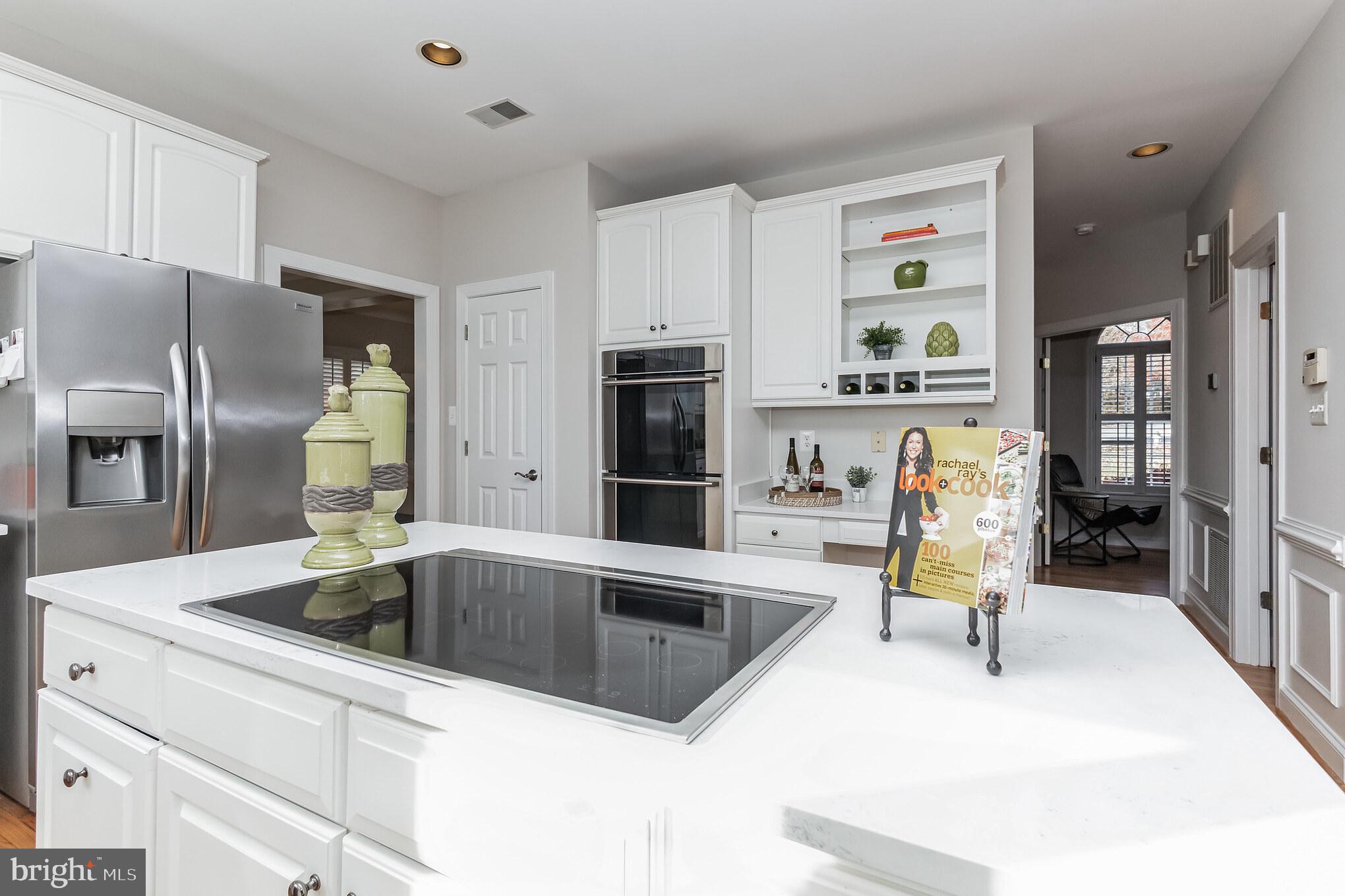 DAMASCUS OUTSIDE - Residential