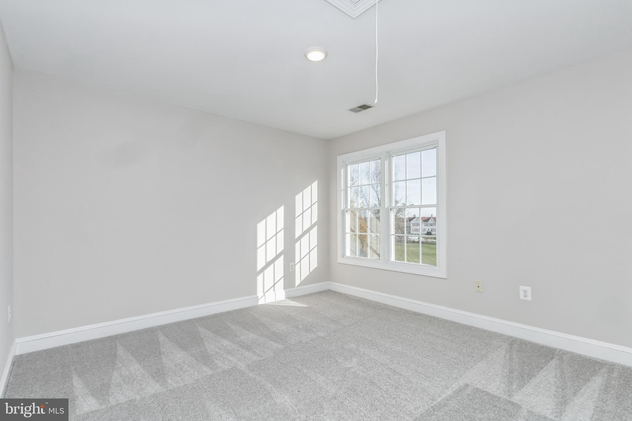 DAMASCUS OUTSIDE - Residential