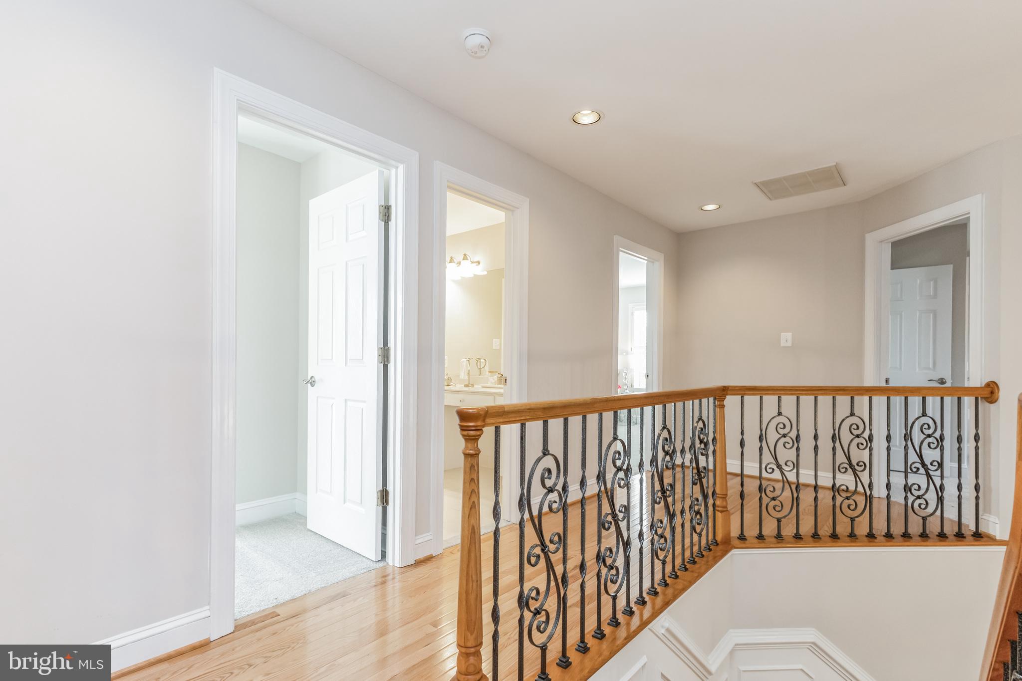 DAMASCUS OUTSIDE - Residential