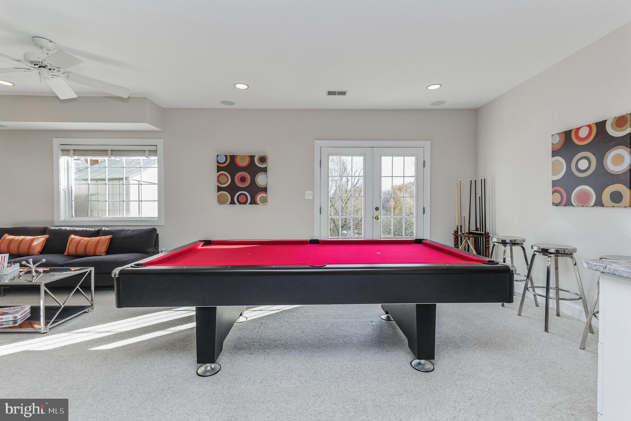 DAMASCUS OUTSIDE - Residential