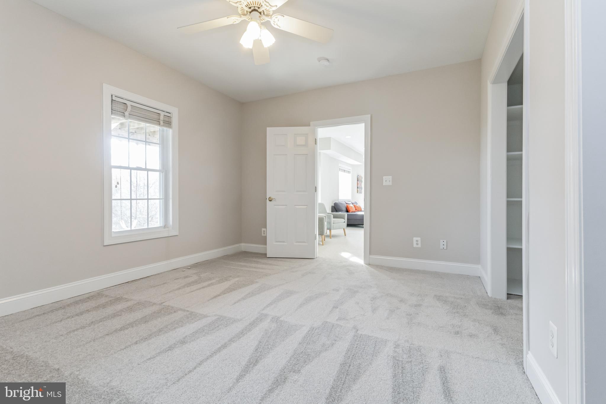 DAMASCUS OUTSIDE - Residential