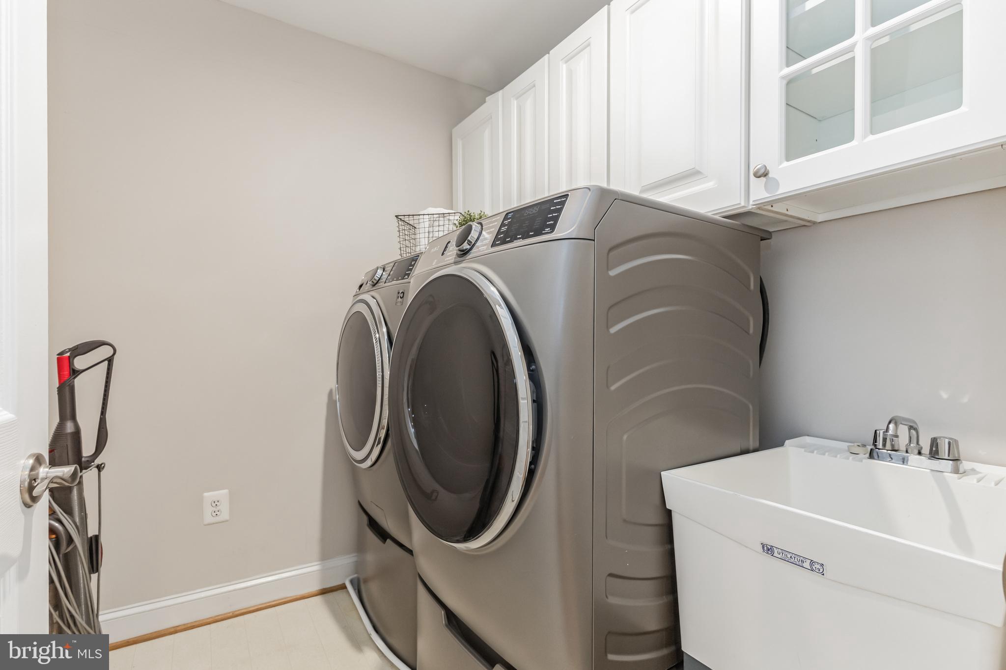 DAMASCUS OUTSIDE - Residential