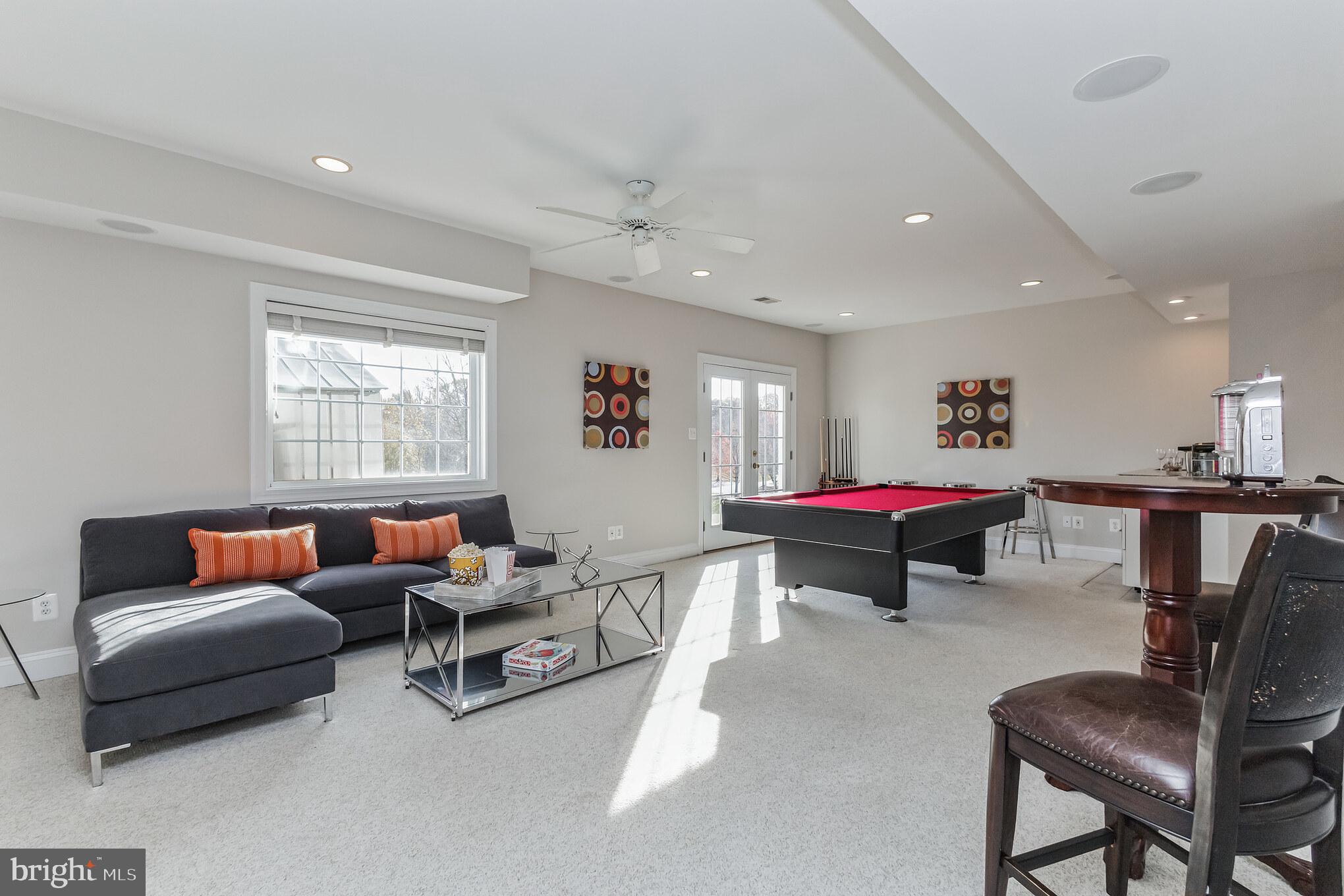 DAMASCUS OUTSIDE - Residential