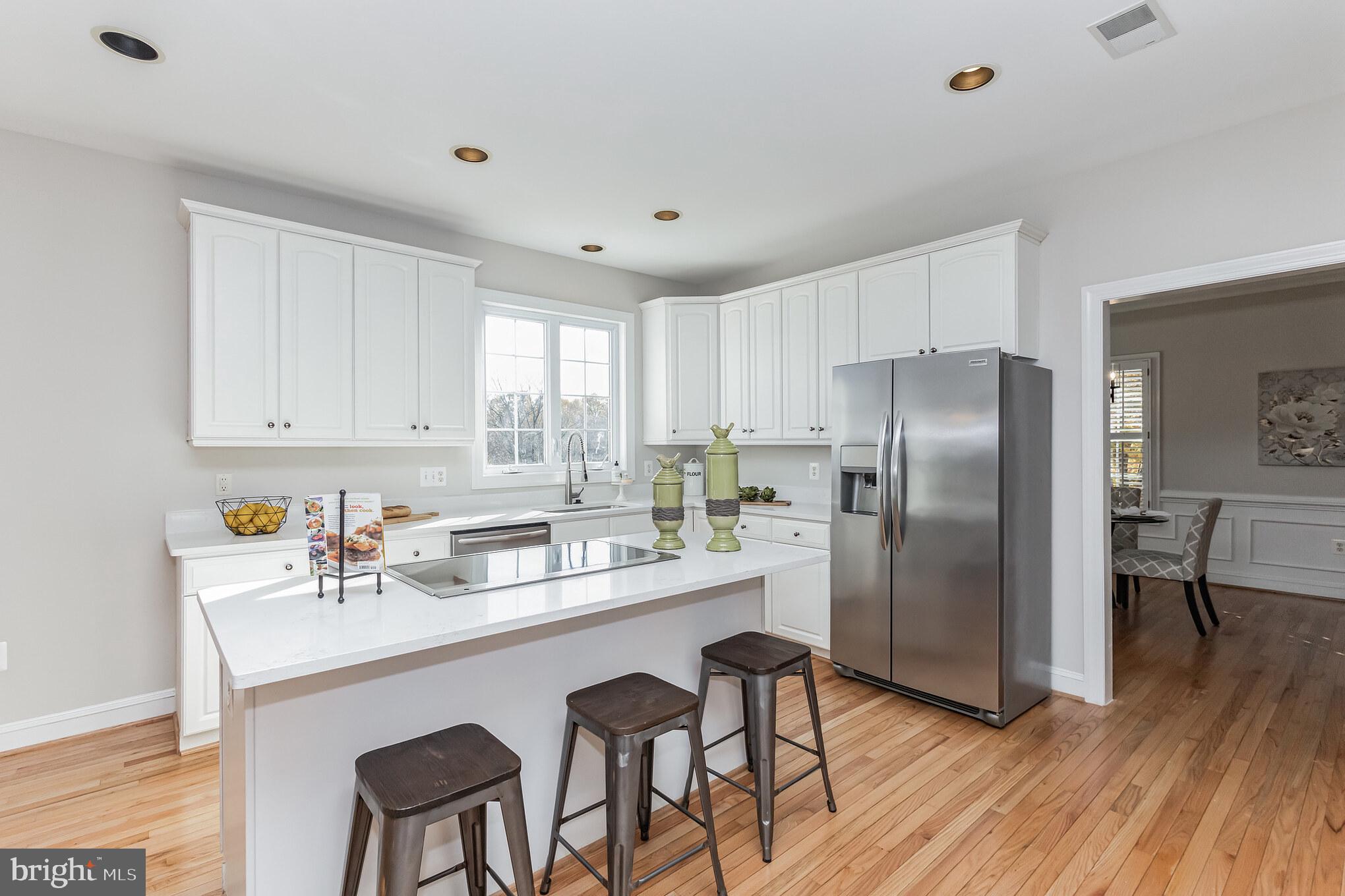 DAMASCUS OUTSIDE - Residential