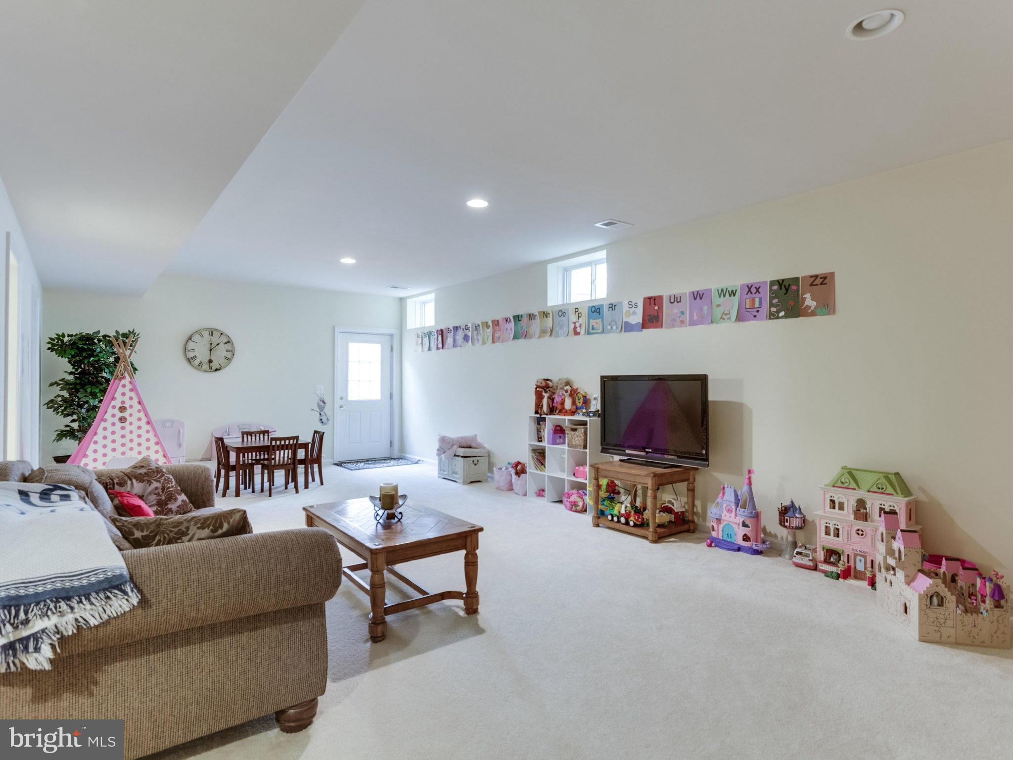 VERNON HEIGHTS - Residential