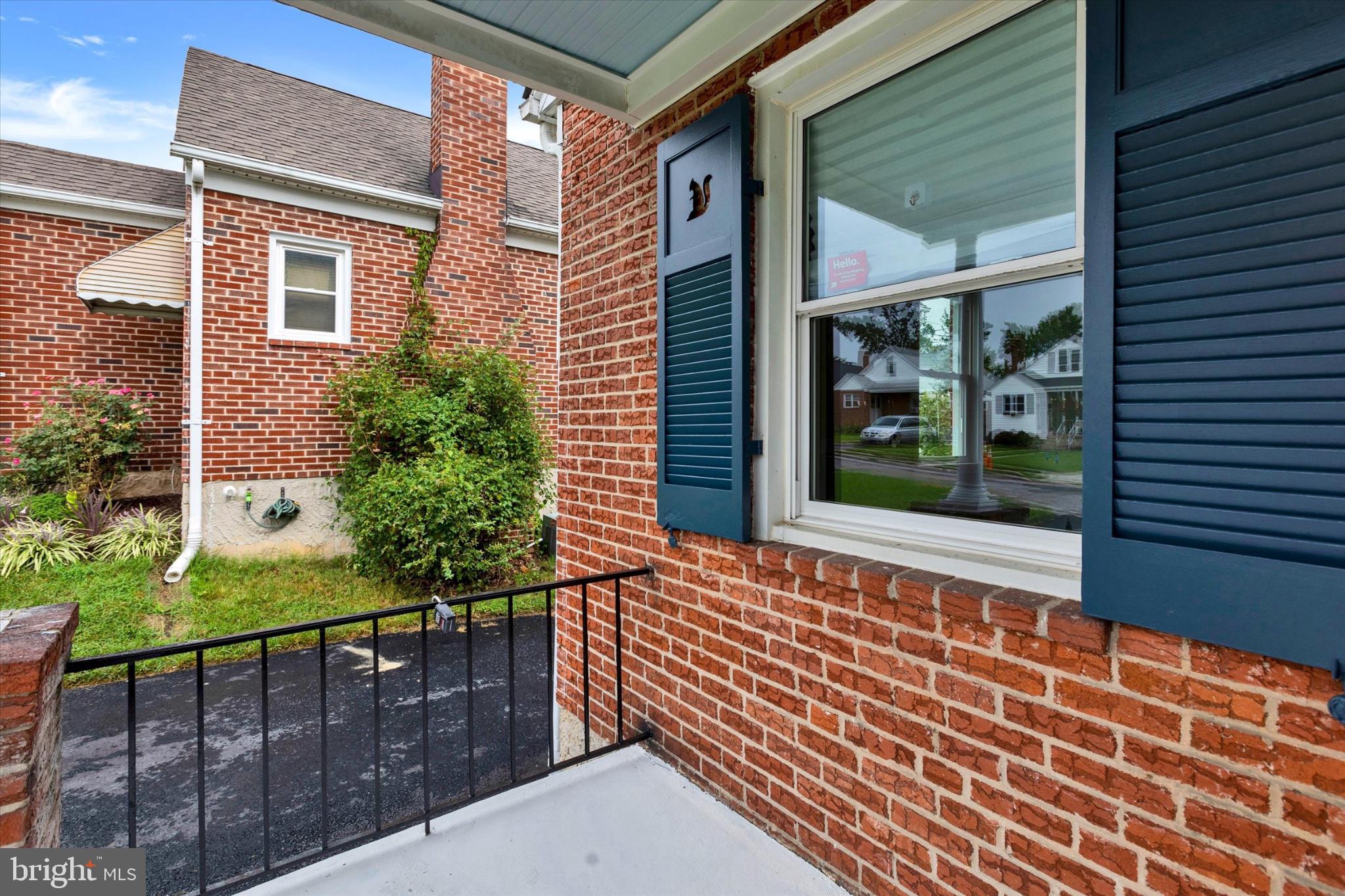 2806 EMERALD ROAD