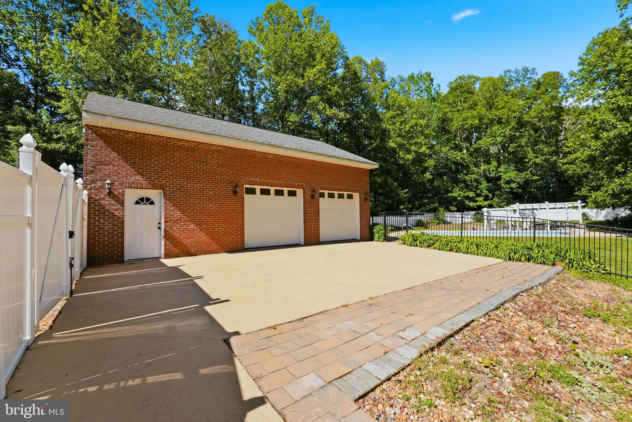 QUAIL RIDGE - Residential