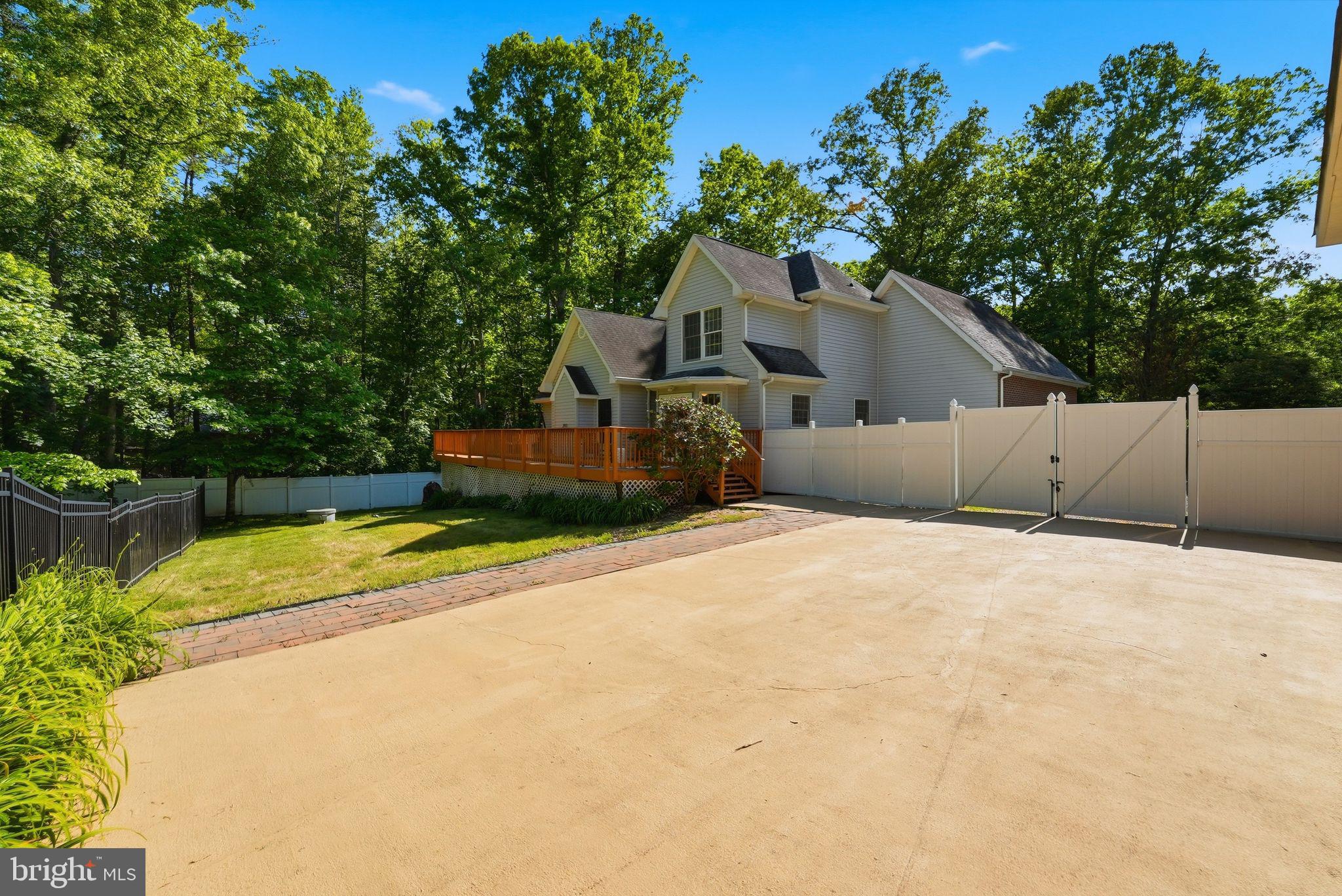 QUAIL RIDGE - Residential