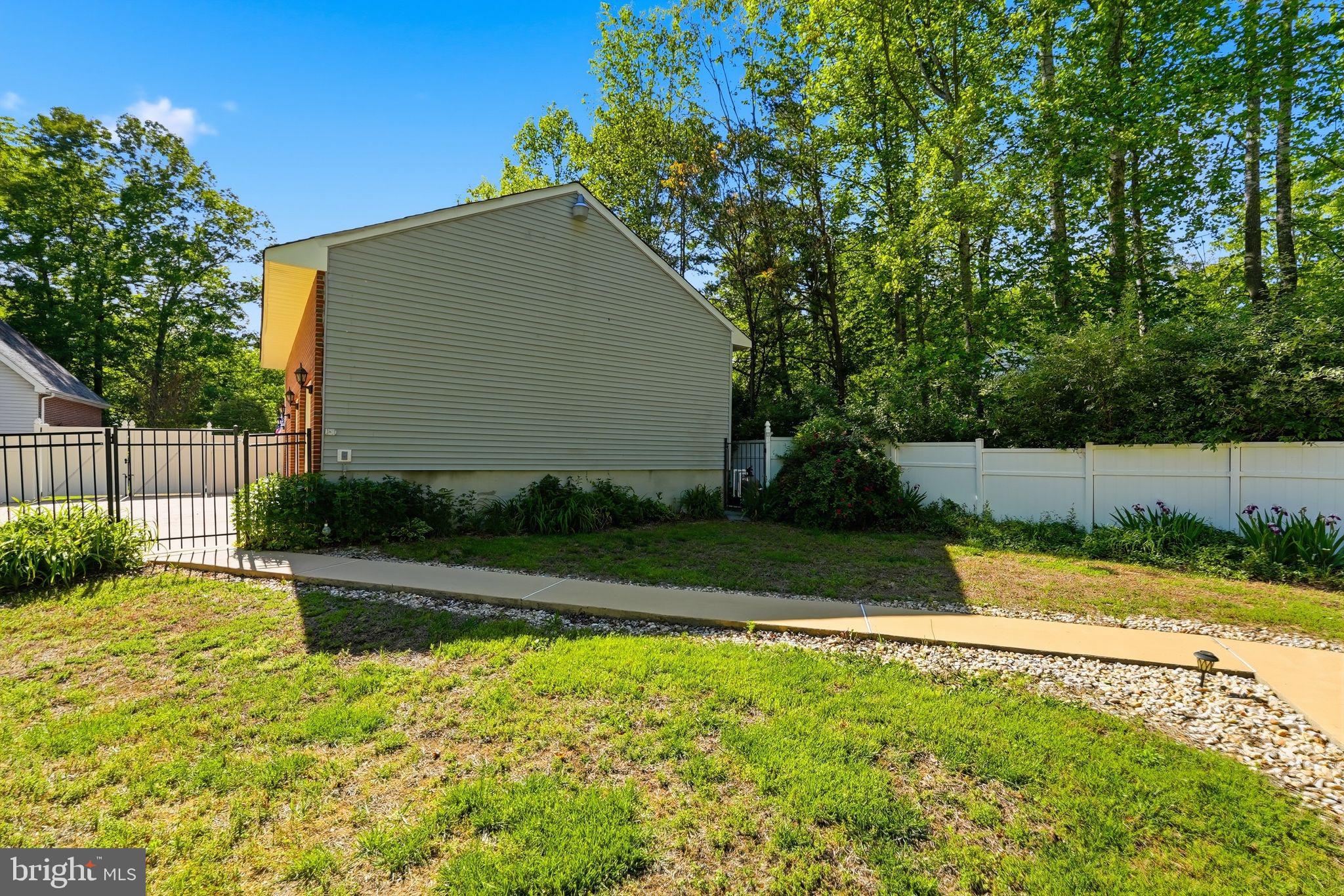 QUAIL RIDGE - Residential