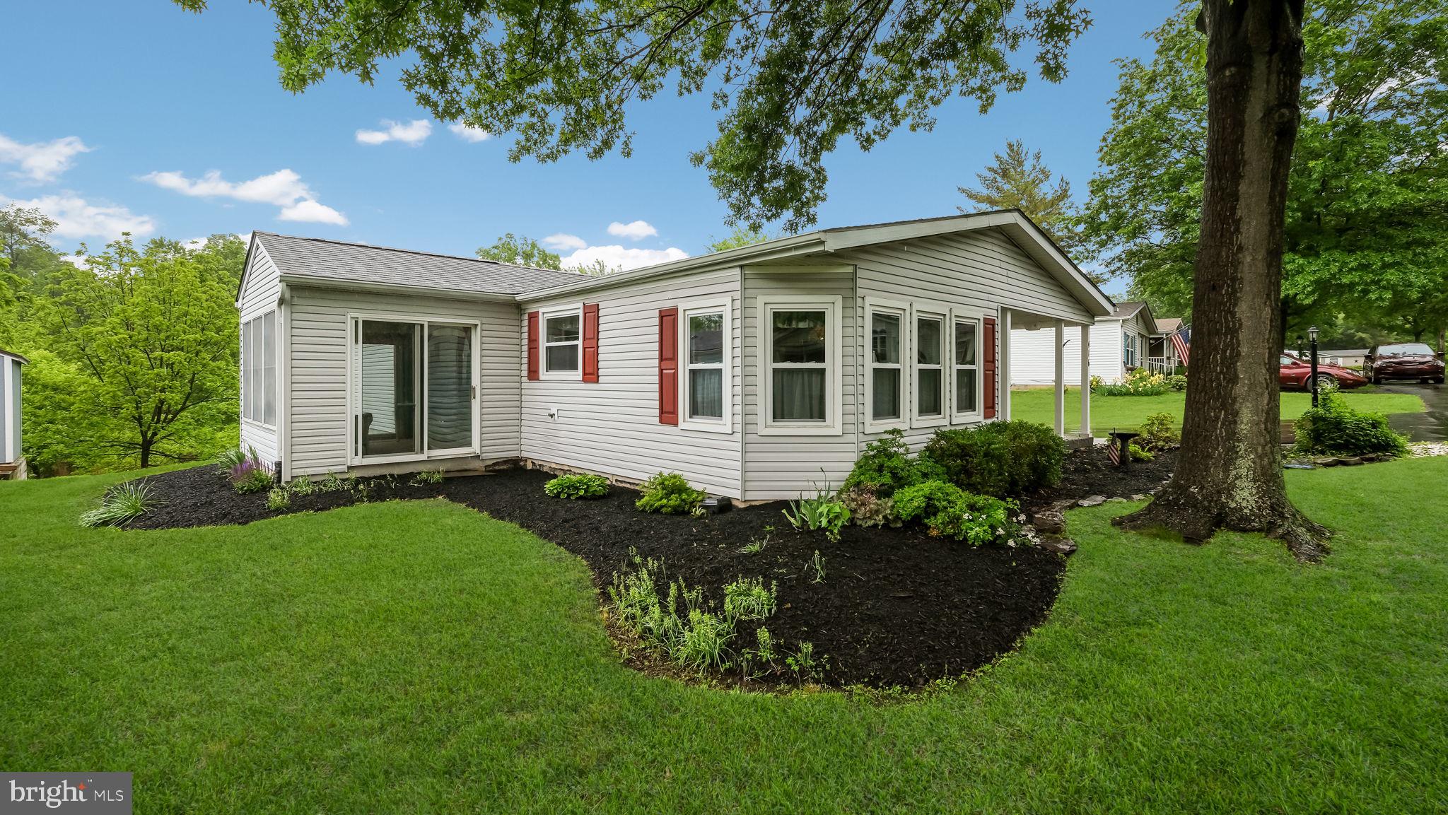 HIDDEN SPRINGS - Residential