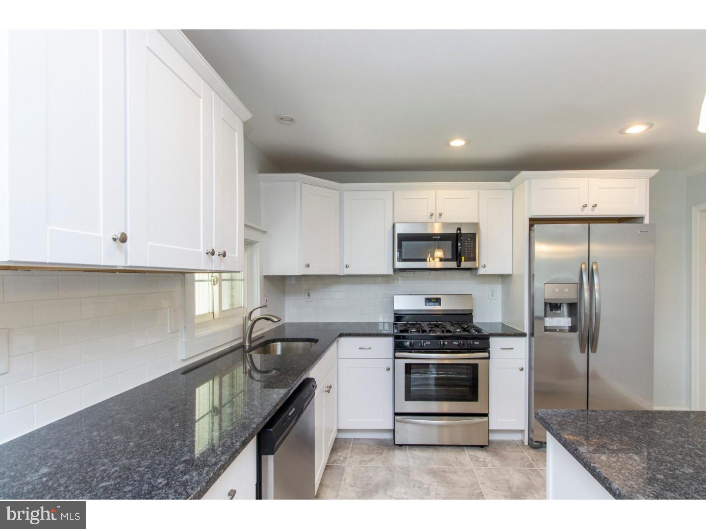 NORRISTOWN - Residential