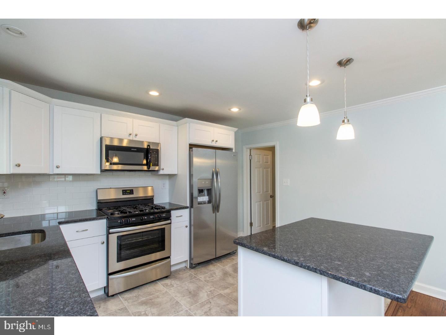 NORRISTOWN - Residential