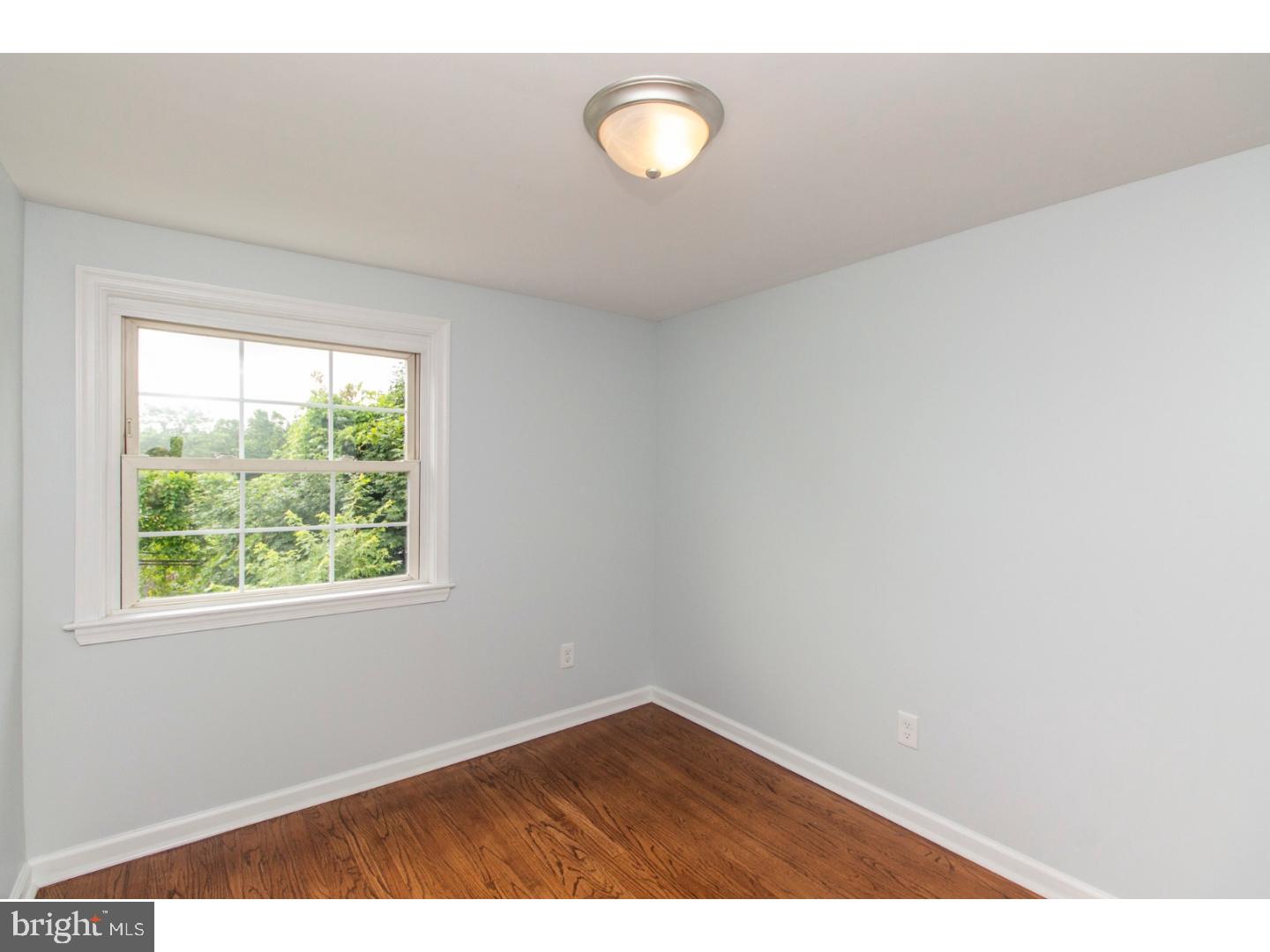 NORRISTOWN - Residential